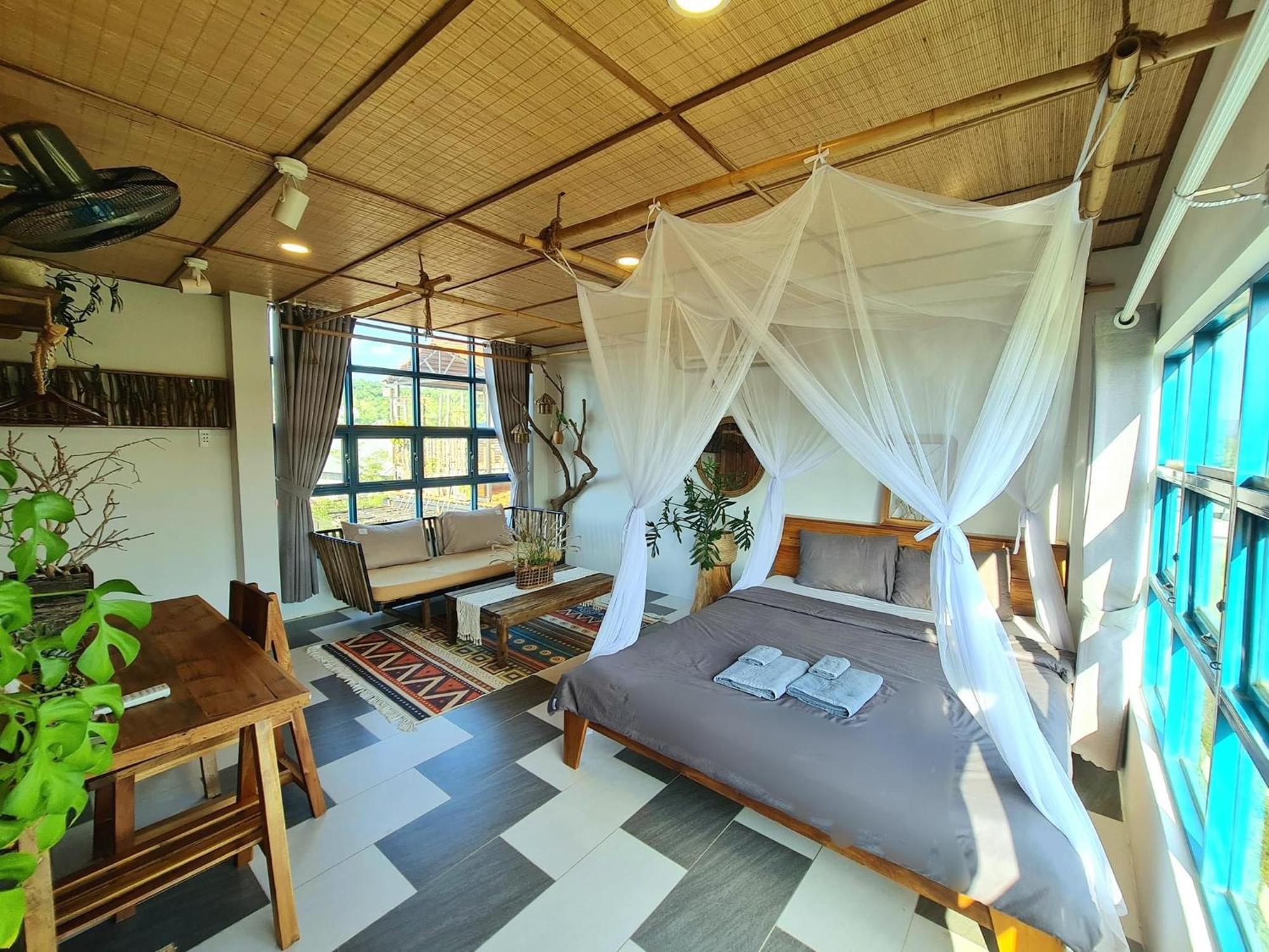 Tinh House Phu Quoc Hotel Exterior photo
